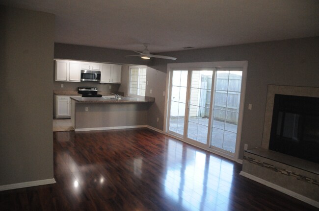 Foto del edificio - 532 Birdneck Rd N