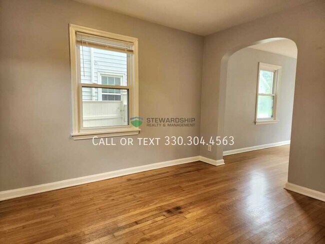 Building Photo - 2131 Dennison Pl NW