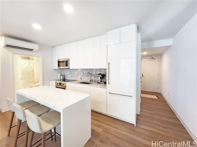 Foto del edificio - 987 Queen St