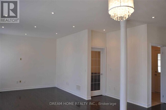 Photo du bâtiment - 17 Philips Lake Ct