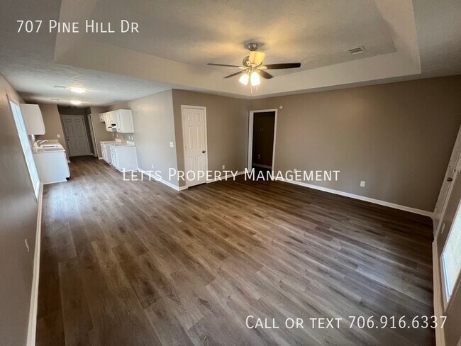 Foto del edificio - Newly renovated ranch home in desirable Ph...
