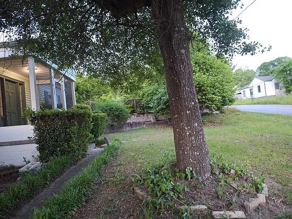 Building Photo - 933 S Ponce De Leon Cir