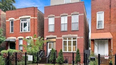 Building Photo - 1329 N Oakley Blvd