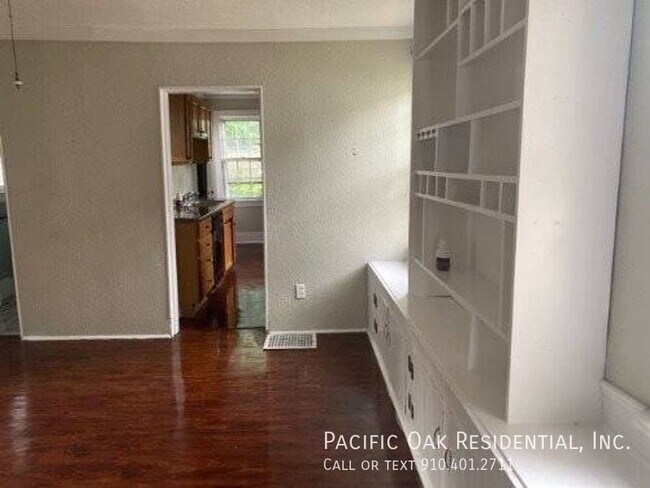 Building Photo - BELOW MARKET RENT!