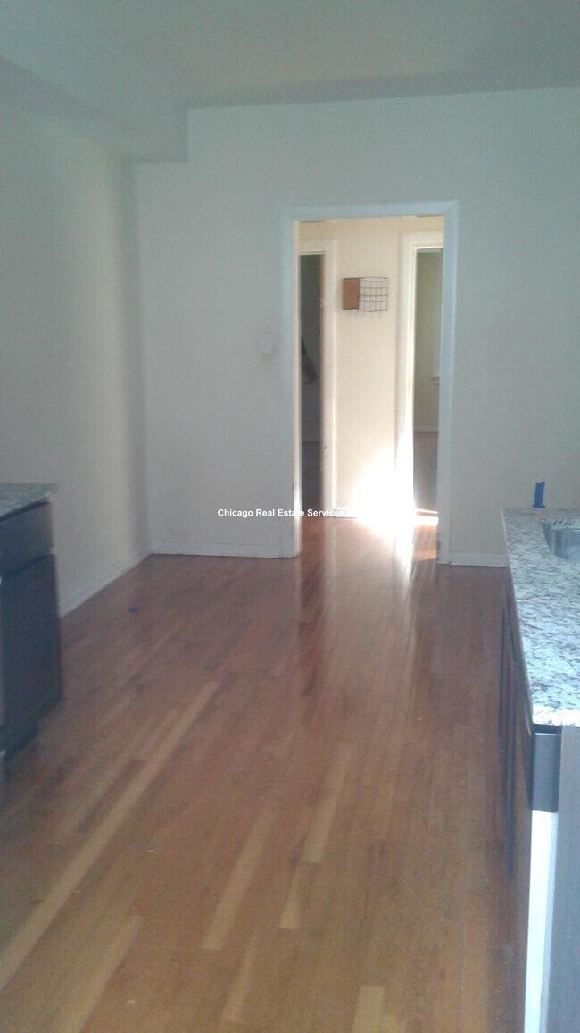 Foto del edificio - 4447 N Hamlin Ave