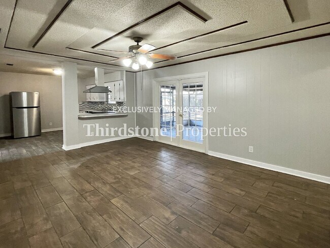 Building Photo - 3733 Spring Lake Rd