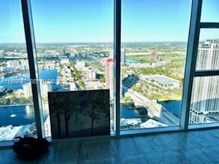 Building Photo - 1830 S Ocean Dr