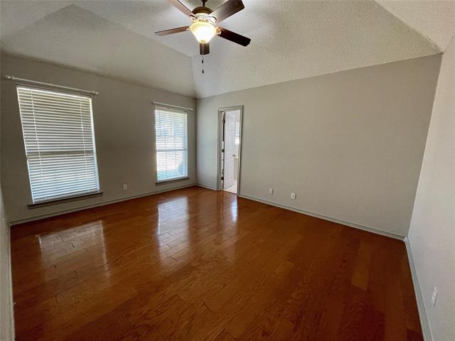 Foto del edificio - 8701 Bellechase Rd