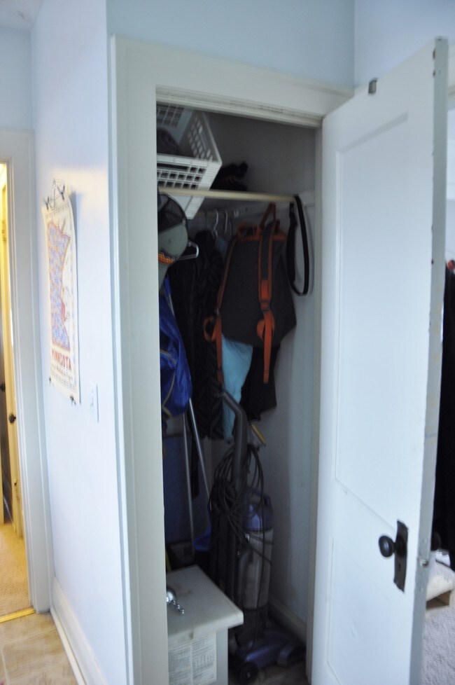 3802 Longfellow Ave Unit 2 Minneapolis Mn 55407 Apartment For