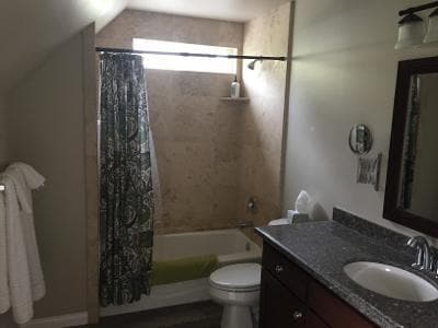 large bathroom - 32081 Anna Marie Ln