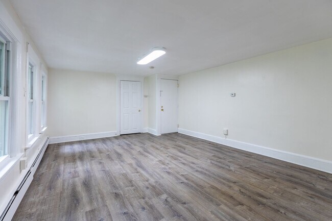 Foto del edificio - 372-374 Harold St
