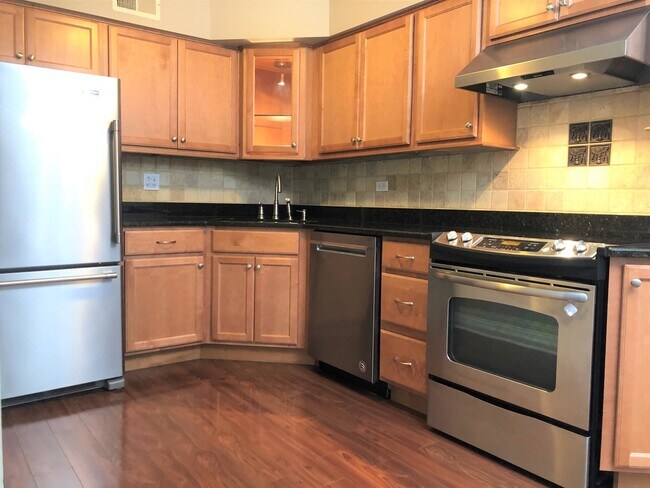 Foto del edificio - 564 Timber Ridge Dr