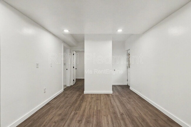 Photo - 2496 Lester St Townhome
