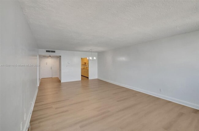 Building Photo - 5401 Collins Ave