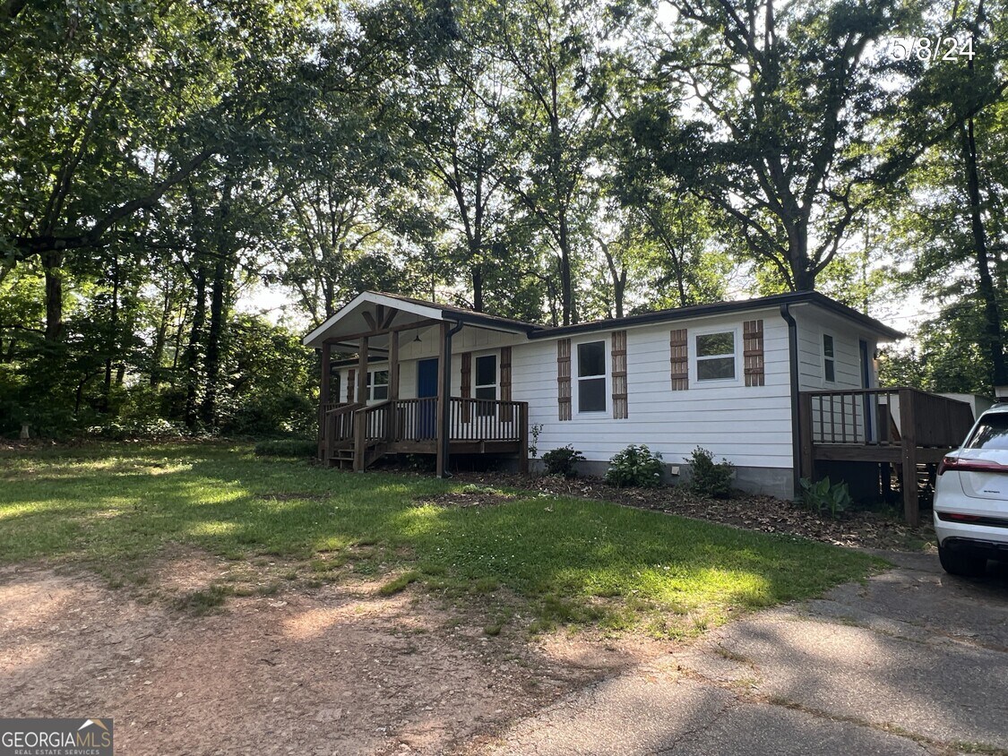 Foto principal - 320 Pleasant Hill Church Rd NE