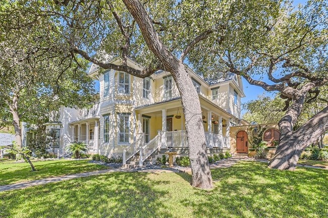 Building Photo - 2390 W 8th St