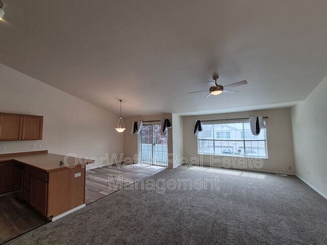 Building Photo - 5595 Sapphire Loop