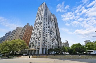 1550 N Lake Shore Dr