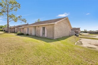 Building Photo - 6913 Chasewood Dr
