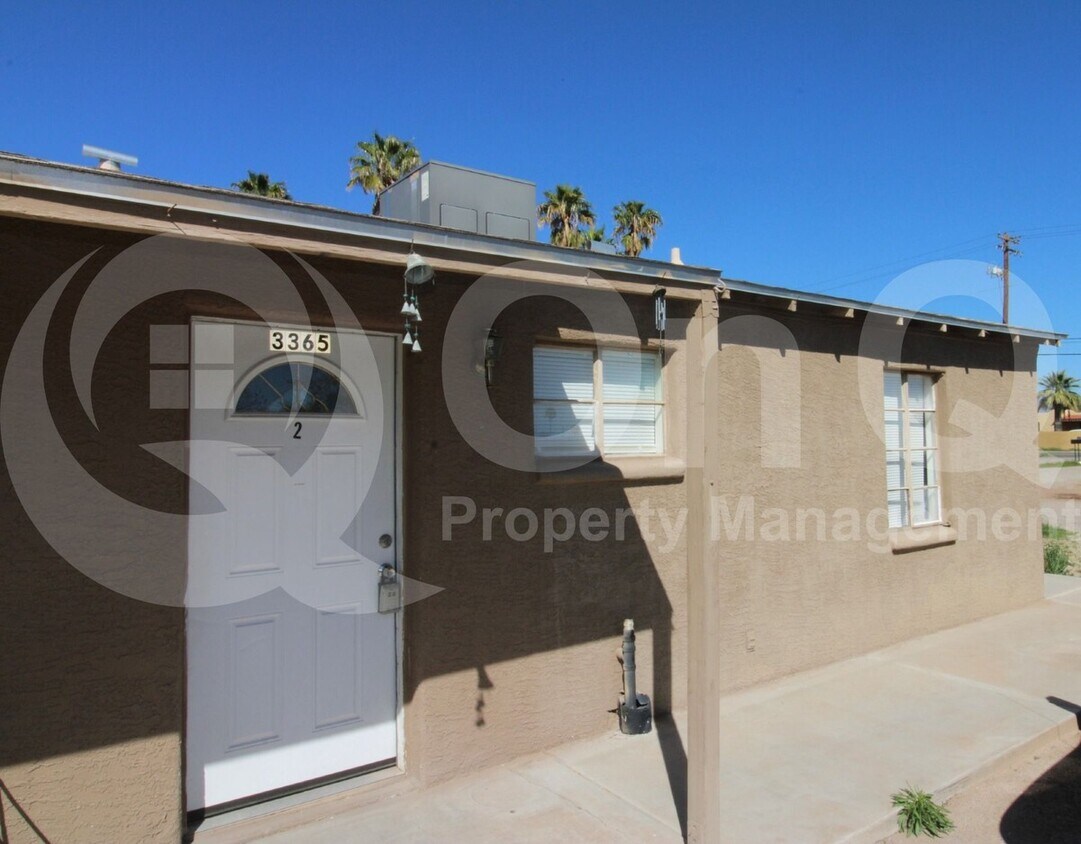 Foto principal - 3365 N Stone Ave