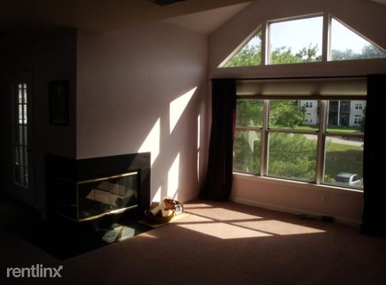 Building Photo - 14 Fallen Tree Ct