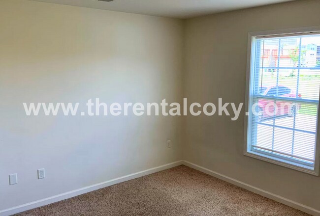 Building Photo - 579 Regency