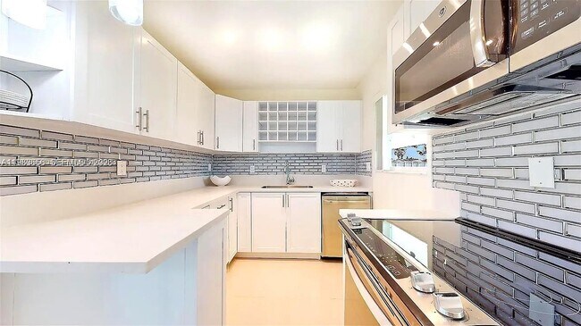 Foto del edificio - 22220 SW 112th Ave