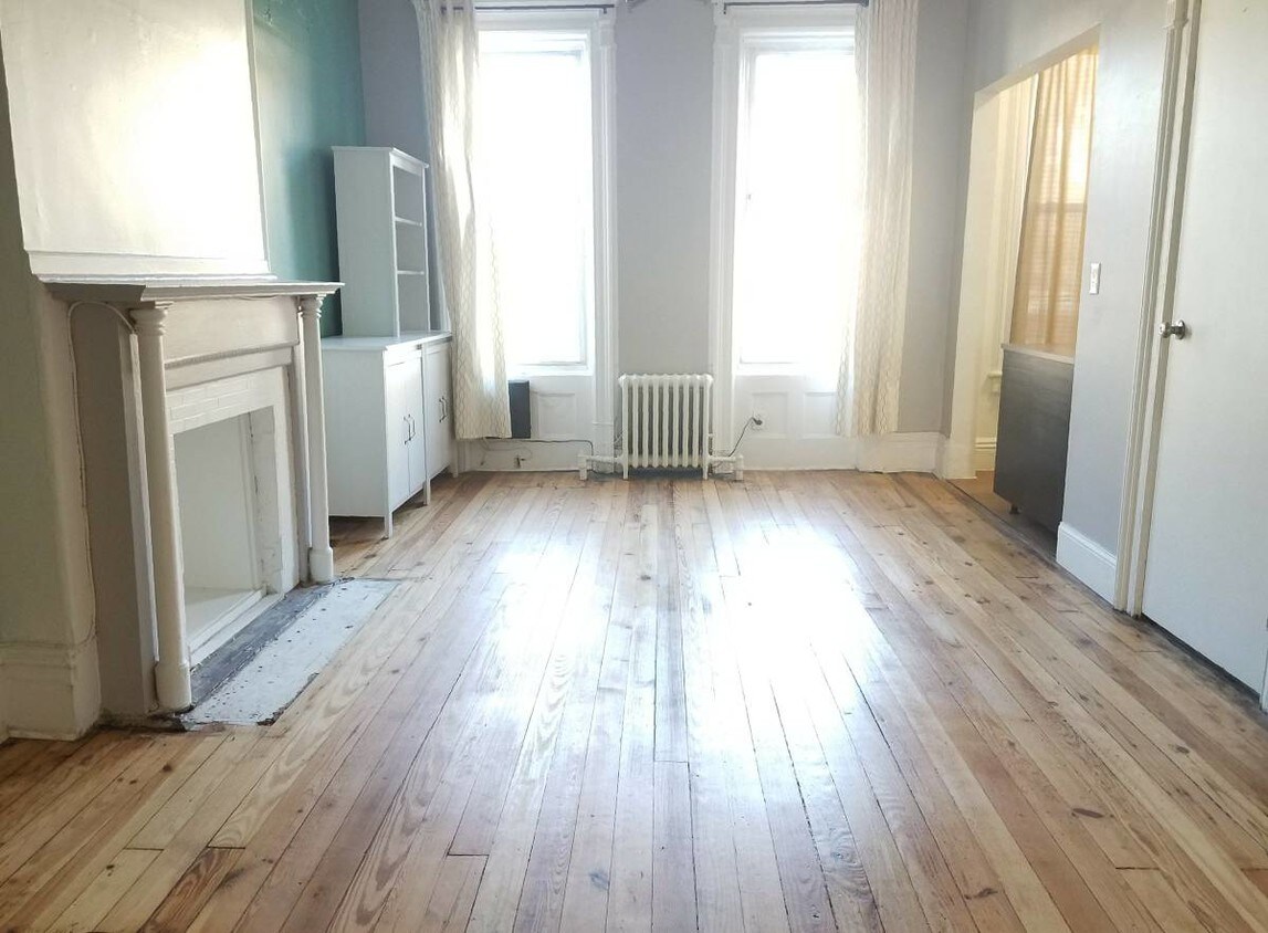 Foto principal - 451 47th St