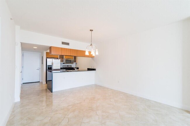 Foto del edificio - 1750 N Bayshore Dr