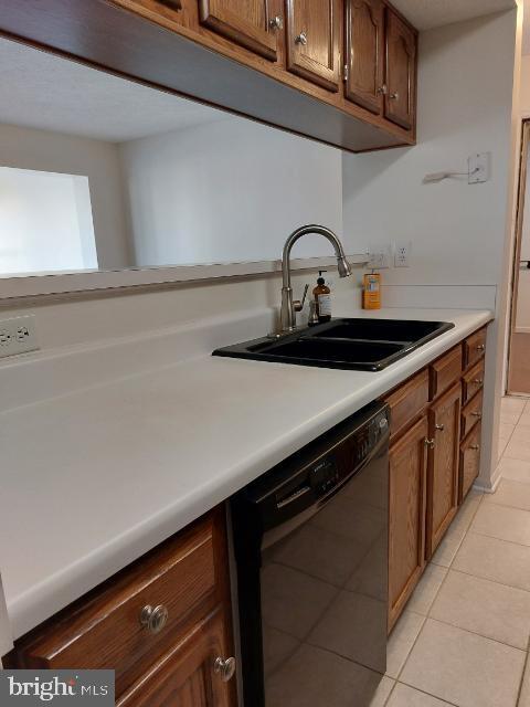 Building Photo - 609 Himes Ave