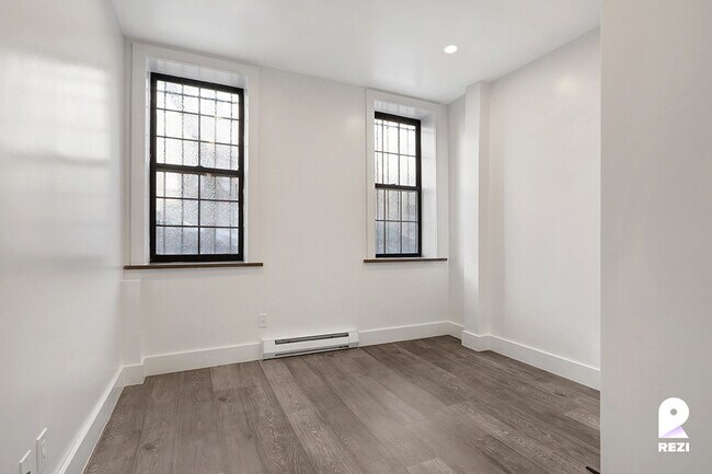 Building Photo - 65 Seaman Ave