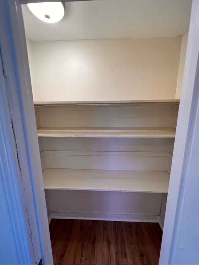 Photo - Sunset Avenue Building One Apartment