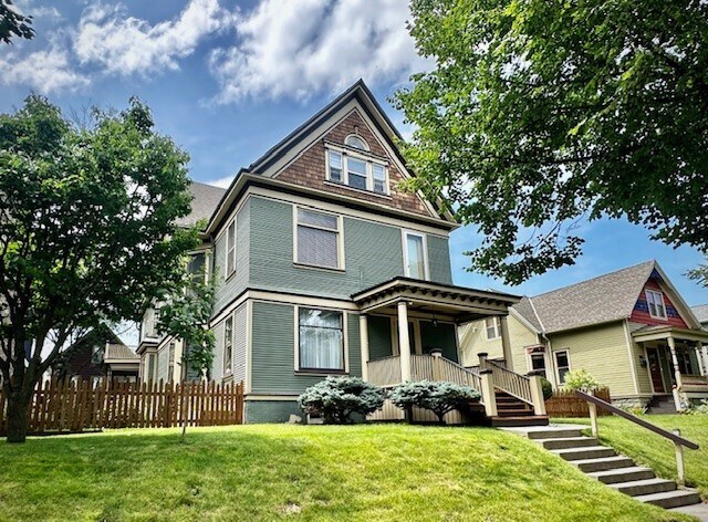 Building Photo - 2023 N Palmer St
