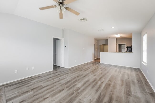 Building Photo - 19031 Wild Yaupon Dr