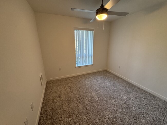 Building Photo - Polaris at Totem Lake