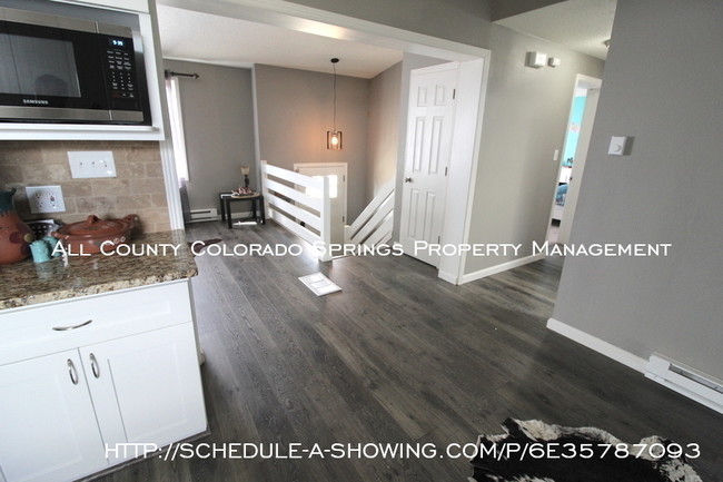 Building Photo - Horse Property Remodeled on 2.5 acres