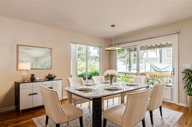 Dining Room - 1237 Laurenwood Way