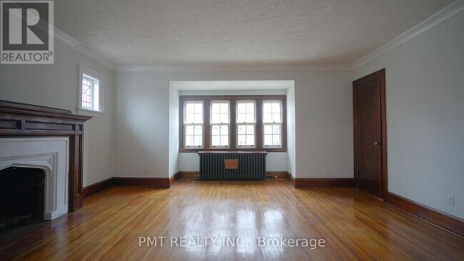 Photo du bâtiment - 1082 Avenue Rd