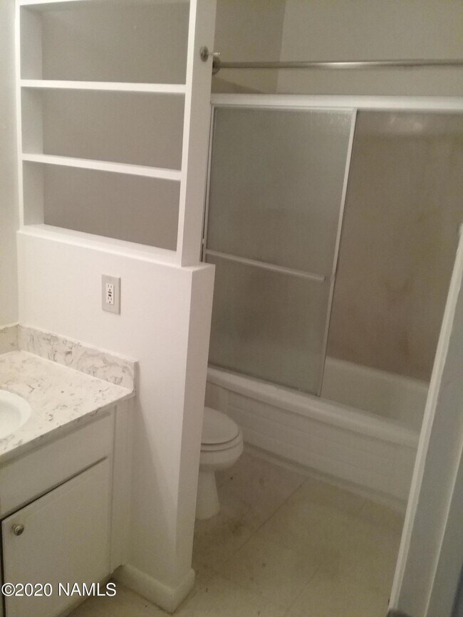 Foto del edificio - 115 E Terrace Ave