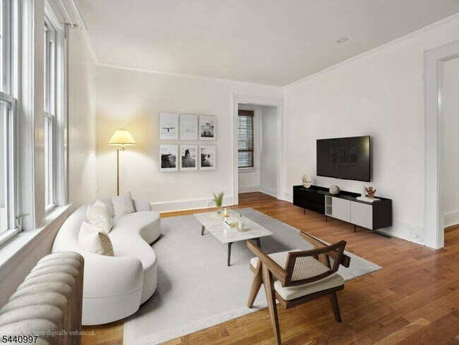 Foto del edificio - 485 Valley Rd