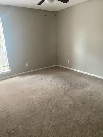 Building Photo - 2820 Camelot Ln