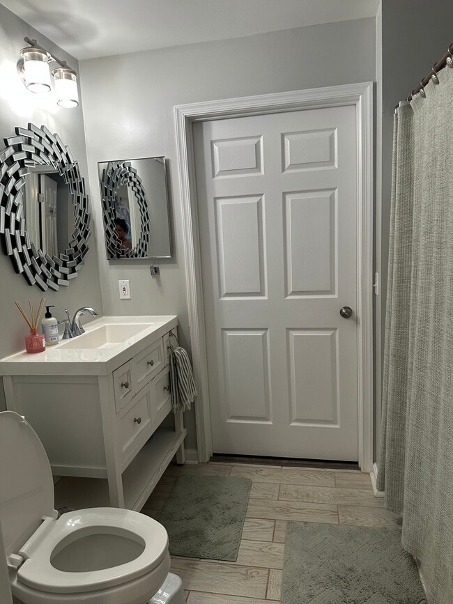 Building Photo - 2155 Scotts Crossing Ct