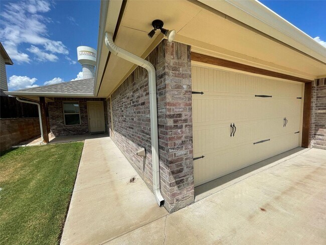 Building Photo - 3132 Weave Ct