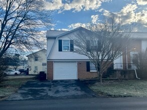 Building Photo - 396 N Duke St