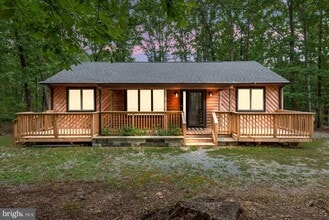 Building Photo - 65 Wades Run