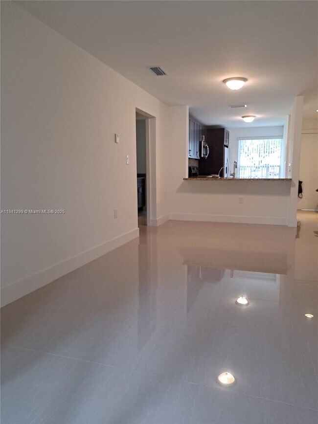 Building Photo - 8041 SW 21st Ct
