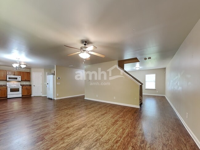 Building Photo - 801 Winterside Ln