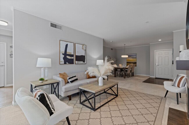 Building Photo - 2 Primary Suites – Condo at Paseo Plaza in...