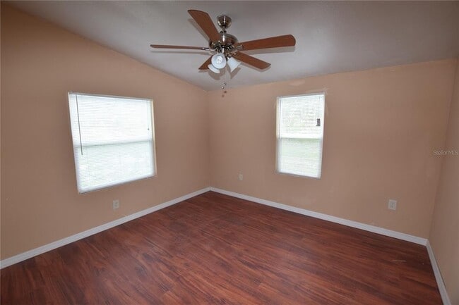 Building Photo - 40404 Holly Branch Rd