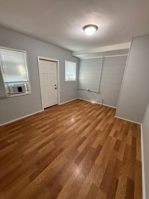 Building Photo - 5222 Lexington Ave